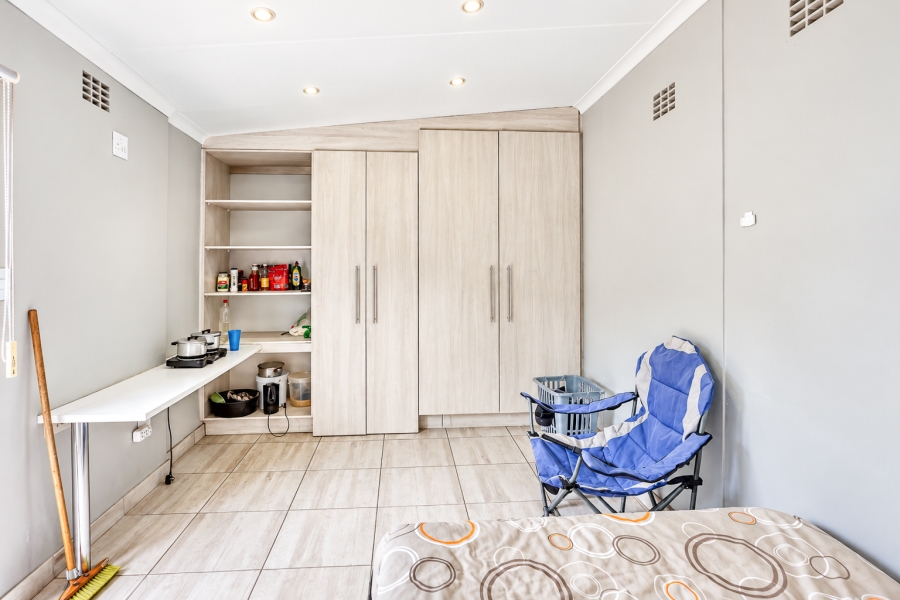 4 Bedroom Property for Sale in Nahoon Valley Park Eastern Cape